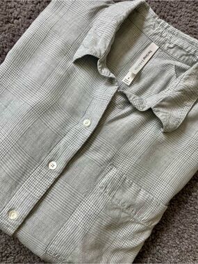 The Group Babaton Light Gray Plaid Long-Sleeve Button-Down Shirt. Size S.